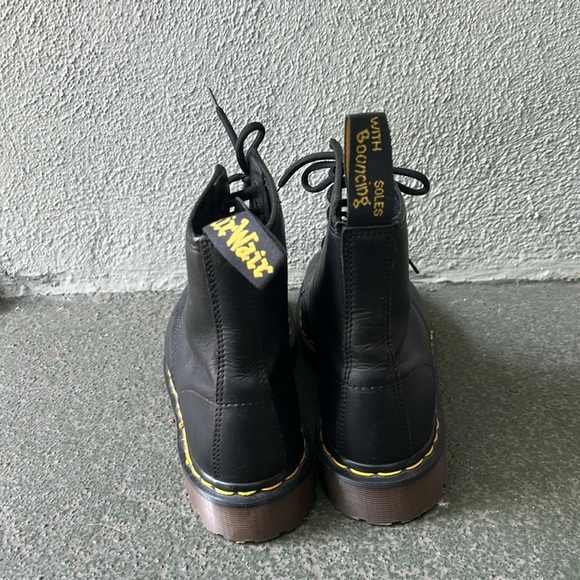Dr. Martens Black 1460 Vintage Made in England Lace Up Boots Mens UK Sz 7 - Picture 6 of 15